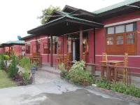 Pyi1 Guest House Hotels in Nyaungshwe