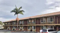 Motel 6 San Diego, CA - Southbay Các khách sạn gần San Diego Factory Outlet Center