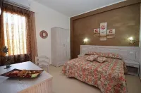 Terra Del Sole Hotels in Macari