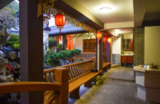 Cuihua Mountain Villa