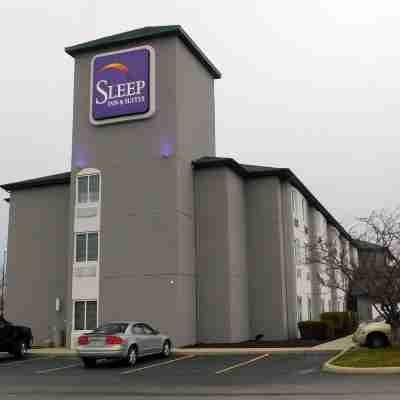 Sleep Inn & Suites Oregon Hotel Exterior