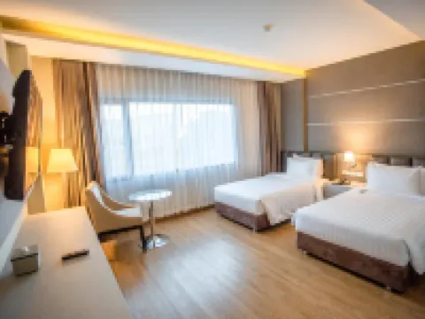 โรงแรม เดอะ ชีวิน แอนด์ คอนเวนชั่น โรงแรมในอำเภอ ชุมแพ