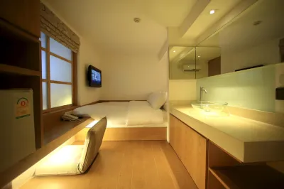 Silom One Hotels in Бангкок