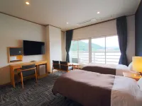 كاواجوتشيكو هوتل نيو سينشري