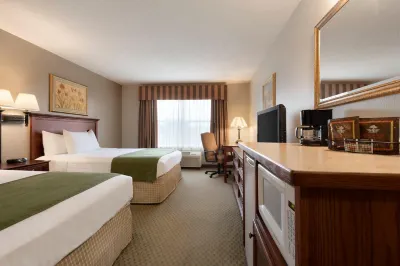 Country Inn & Suites by Radisson, St. Cloud East, MN