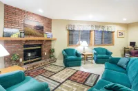 Wautoma Inn by OYO Near Airport WI 73 - parking