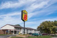 Super 8 by Wyndham Owatonna Hôtels à : Owatonna