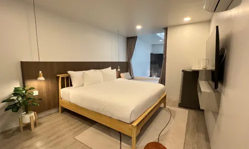 Ease Me Residence