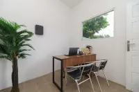 RedDoorz @ Jalan Demang Lebar Raya Palembang