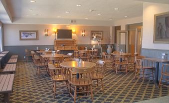 The Tombstone Grand Hotel - Housity