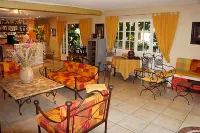 Hotel les Cavalets Hotels in Moustiers-Sainte-Marie