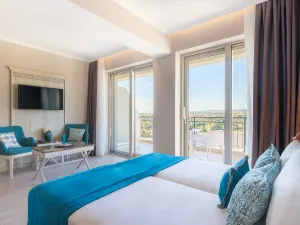 King Maron Wellness Beach Hotel