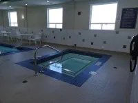 Best Western Plus Hinton Inn  Suites - Bathtub