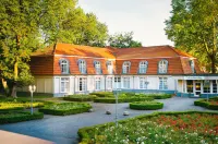 Vienna House Easy by Wyndham Castrop-Rauxel Hotels near Englisches Staudenbeet