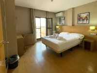 Nuevo Zenit Calahorra Hôtels à : Calahorra