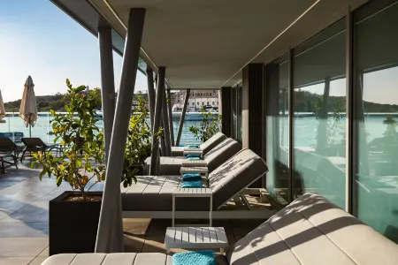 Urban Rooms by Neu Collective Отели рядом с достопримечательностью «Форт Маноэль»