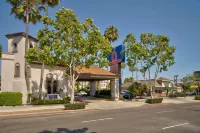 Suites Lawndale, CA – South Bay فنادق في لاوندالي