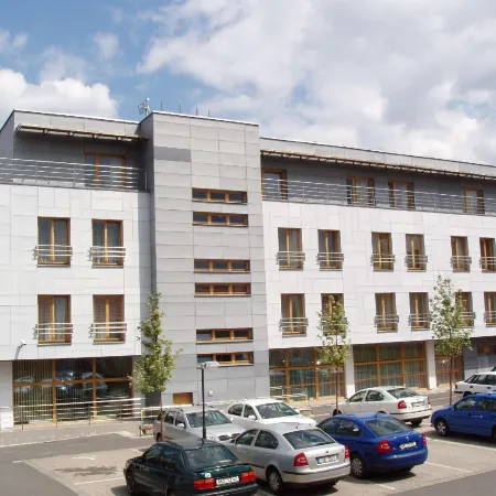 Hotel Meritum Отели рядом с Аэропорт Вацлав Гавел