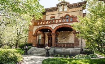 Vrooman Mansion B&B - Housity