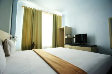 Urbanview Hotel Mulia Indah Palopo