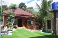 Omah Kayu Villa Hotel dekat Pantai kamal