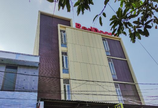 RedDoorz K23 Rungkut Madya