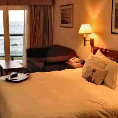 Oceanfront Lodge Rooms