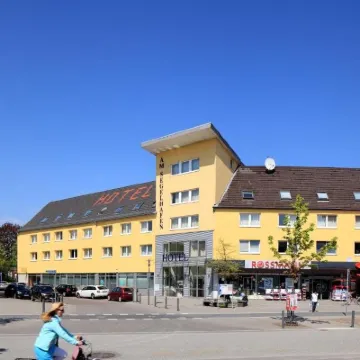 Hotel am Segelhafen Hotels near Mediendom
