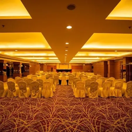 Royal Orchid Central, Shimoga