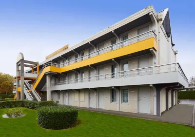 Hôtel Première Classe Blois Hôtels à : Marolles