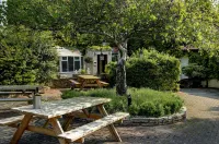 Best Western the Compass Inn Hotels in Dyrham and Hinton