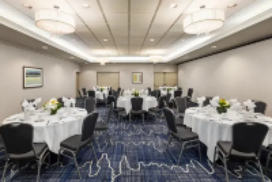 Holiday Inn Express VANCOUVER-METROTOWN (BURNABY) by IHG