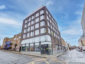 Hub by Premier Inn London West Brompton