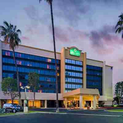 La Quinta by Wyndham Buena Park Hotel Exterior