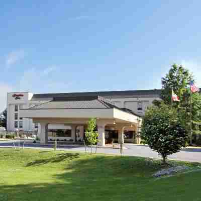 Hampton Inn Hagerstown Hotel Exterior