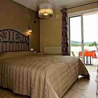 Logis Hôtel Le Manoir & Lounge Rooms