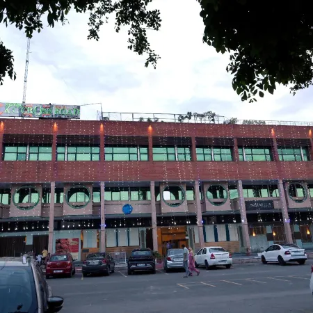 Hotel KC Cross Road Panchkula