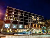 Big Hotel