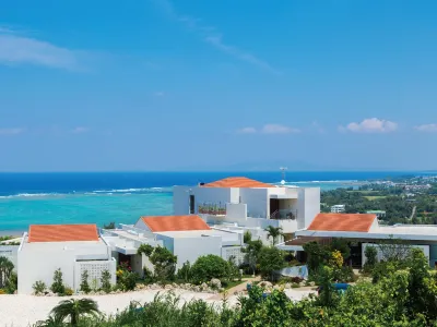 Condominium T-Room Các khách sạn gần Nirai Beach