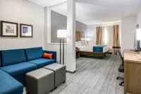 Comfort Suites DeSoto Dallas South Hotels near Fountain Village