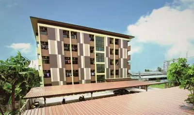 Thana Residence Hotels in Thanyaburi District