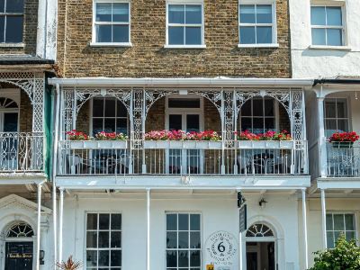 Hamiltons Boutique Hotel