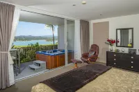 Tarlton's Lodge Hotels in Opua