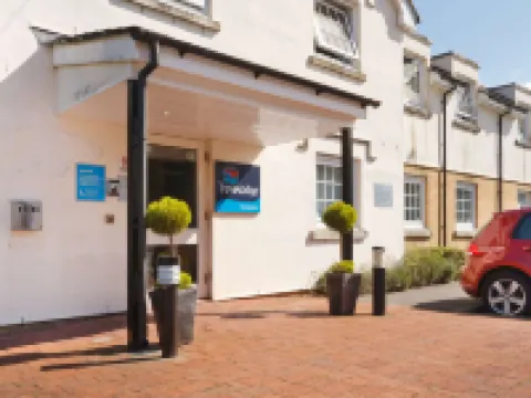 Travelodge Cardiff Airport Hotels in Barry