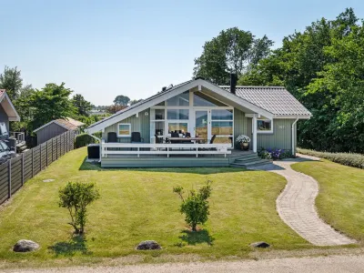 "Diertje" - 10m from the Sea Hotels near Danmarks eneste kartoffelmuseum