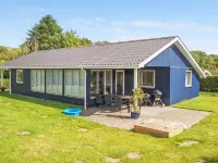 "Luise" - 800m from the Sea