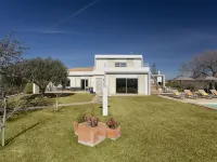 Almond Tree Hotel di Porches