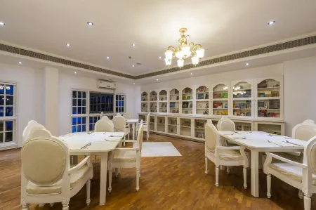 No. 18 Hotel