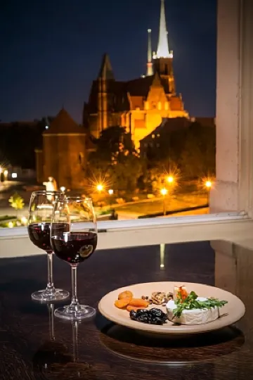 Great Polonia Wrocław Tumski Отели рядом с достопримечательностью «University of Wrocław»