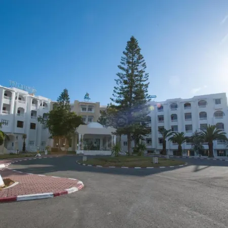 Thapsus Beach Resort